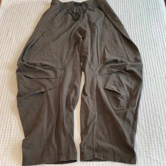 NEW! FREE PEOPLE Intimately Daytime Dreamer SMALL Barrel Leg Lounge Harem Pants - Picture 2 of 14